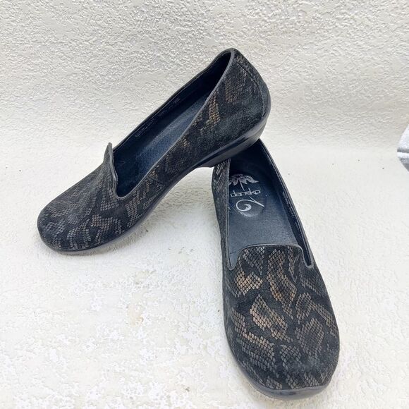 Dansko 'olivia' Loafer Flat Shoe Sz 37 US 6.5 - 7 Black & Bronze Snake Embossed - Picture 7 of 16